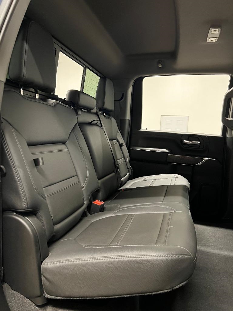 GMC Sierra 2500HD Denali Crew Cab 4WD SB 2022