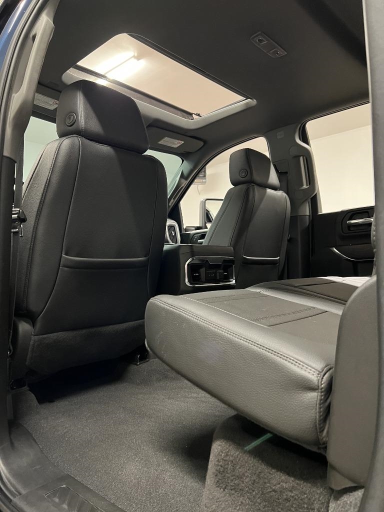 GMC Sierra 2500HD Denali Crew Cab 4WD SB 2022