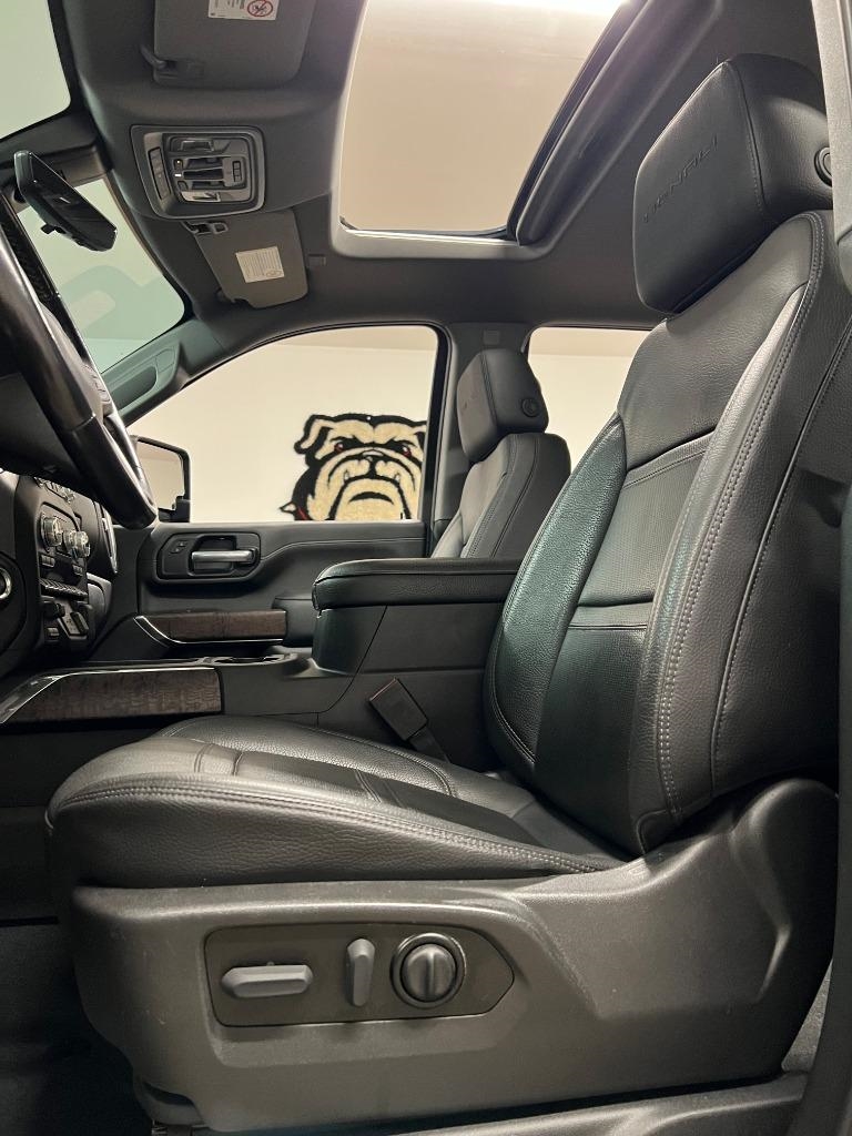 GMC Sierra 2500HD Denali Crew Cab 4WD SB 2022