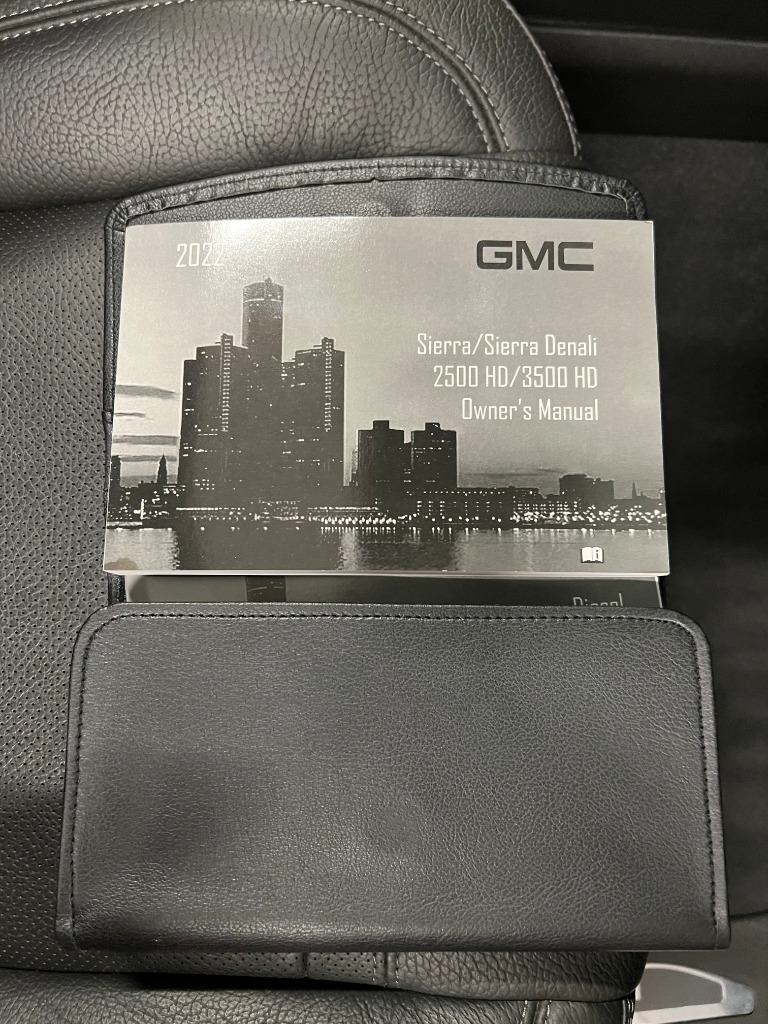 GMC Sierra 2500HD Denali Crew Cab 4WD SB 2022