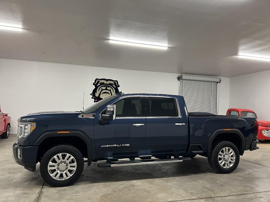 GMC Sierra 2500HD Denali Crew Cab 4WD SB 2022