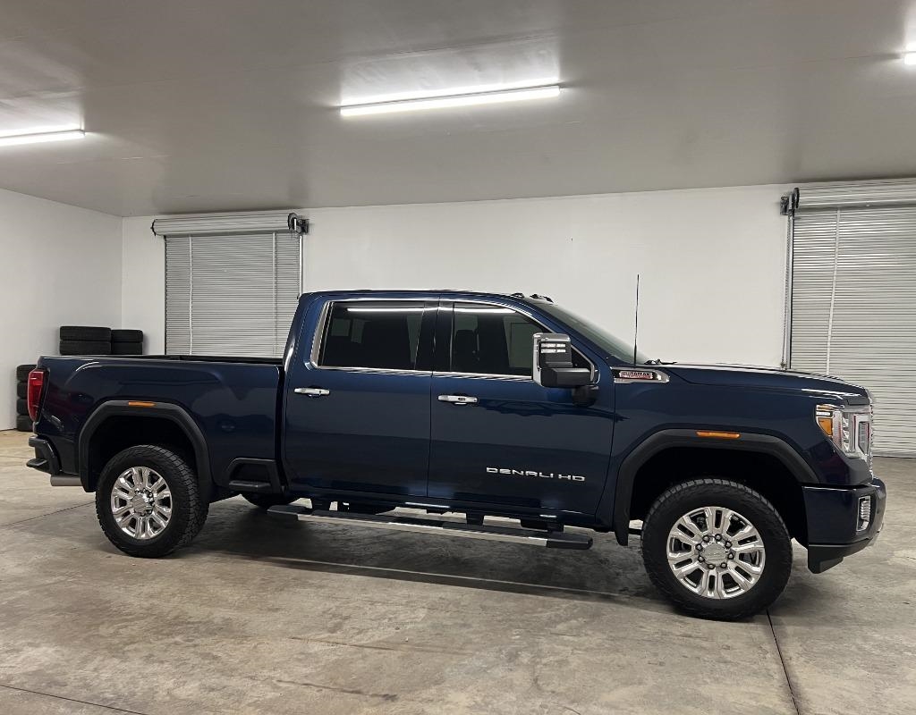 GMC Sierra 2500HD Denali Crew Cab 4WD SB 2022