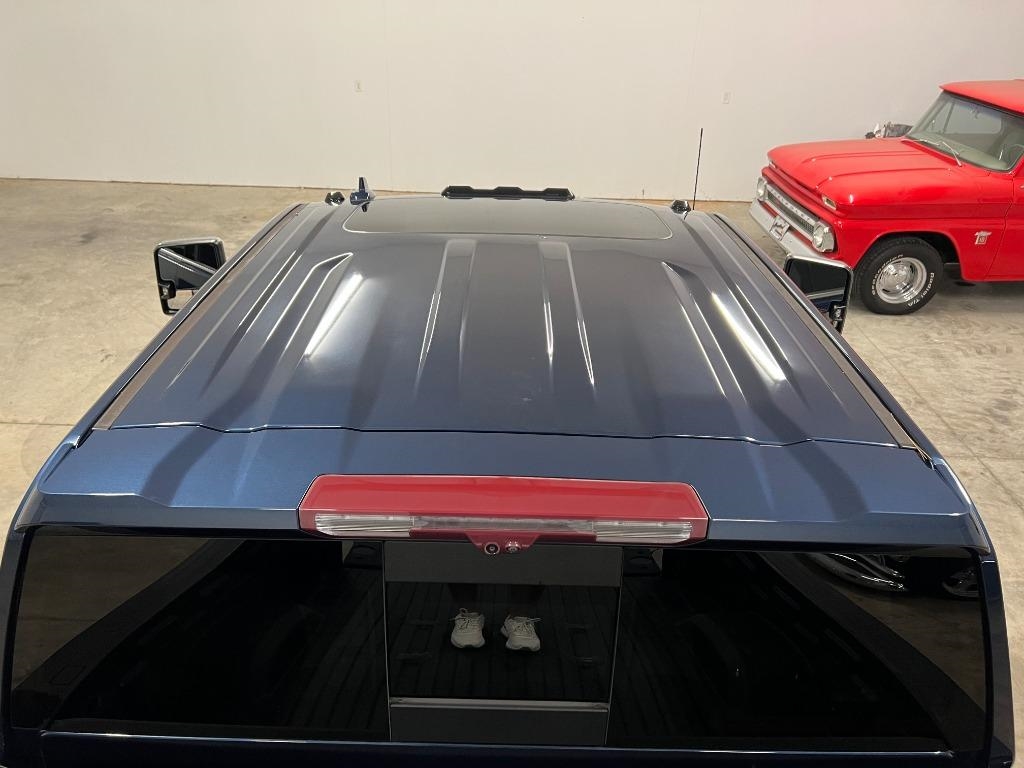 GMC Sierra 2500HD Denali Crew Cab 4WD SB 2022