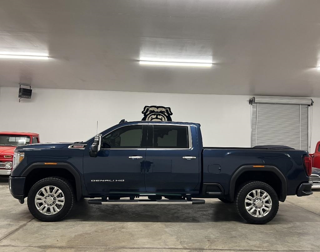 GMC Sierra 2500HD Denali Crew Cab 4WD SB 2022