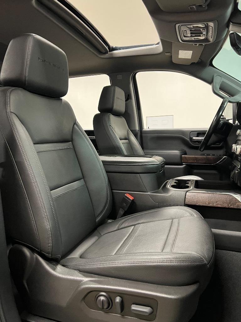 GMC Sierra 2500HD Denali Crew Cab 4WD SB 2022