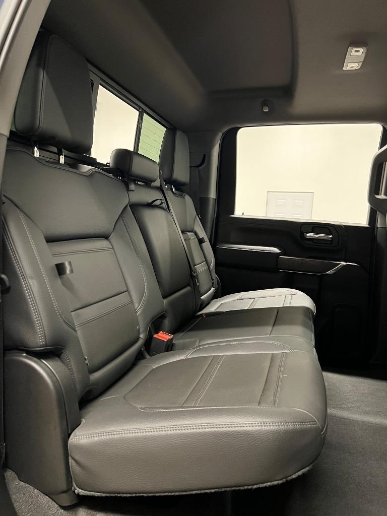 GMC Sierra 2500HD Denali Crew Cab 4WD SB 2022