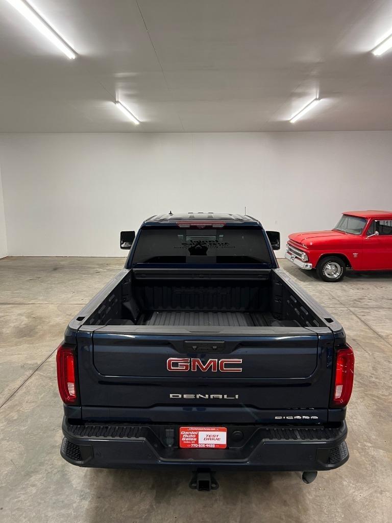 GMC Sierra 2500HD Denali Crew Cab 4WD SB 2022