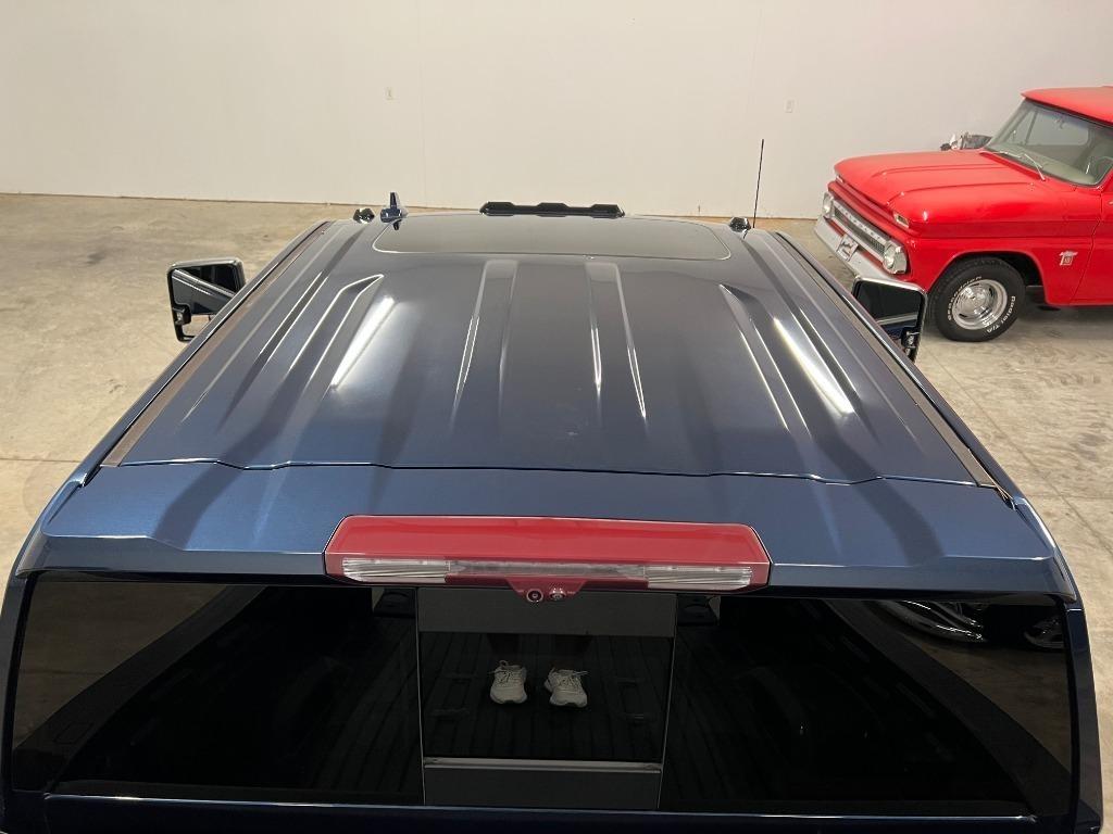 GMC Sierra 2500HD Denali Crew Cab 4WD SB 2022