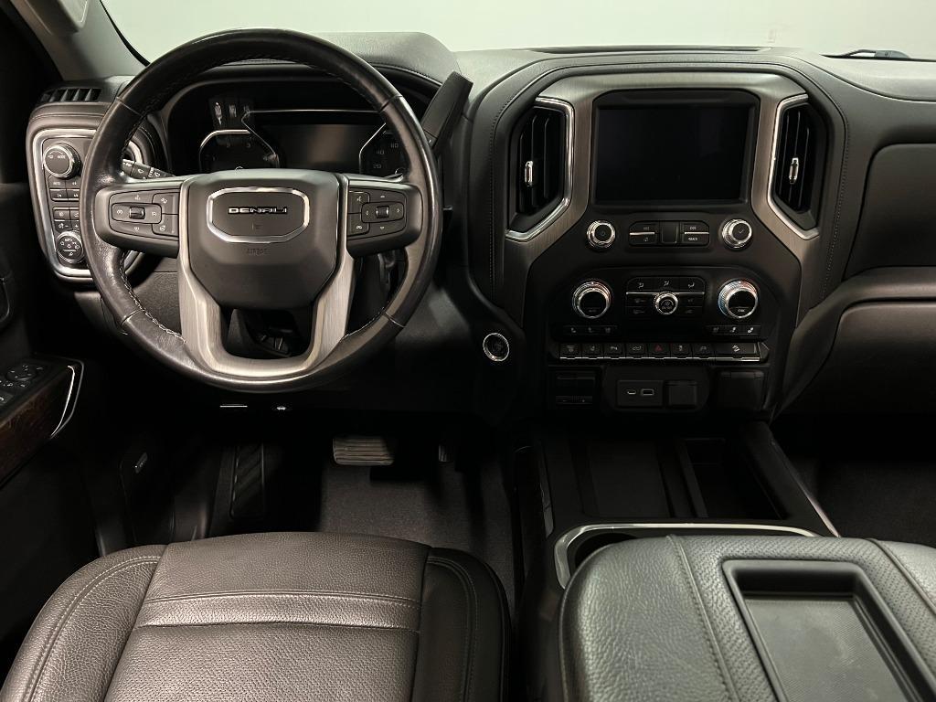 GMC Sierra 2500HD Denali Crew Cab 4WD SB 2022