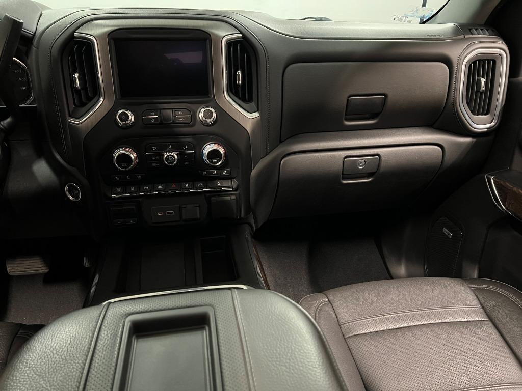 GMC Sierra 2500HD Denali Crew Cab 4WD SB 2022