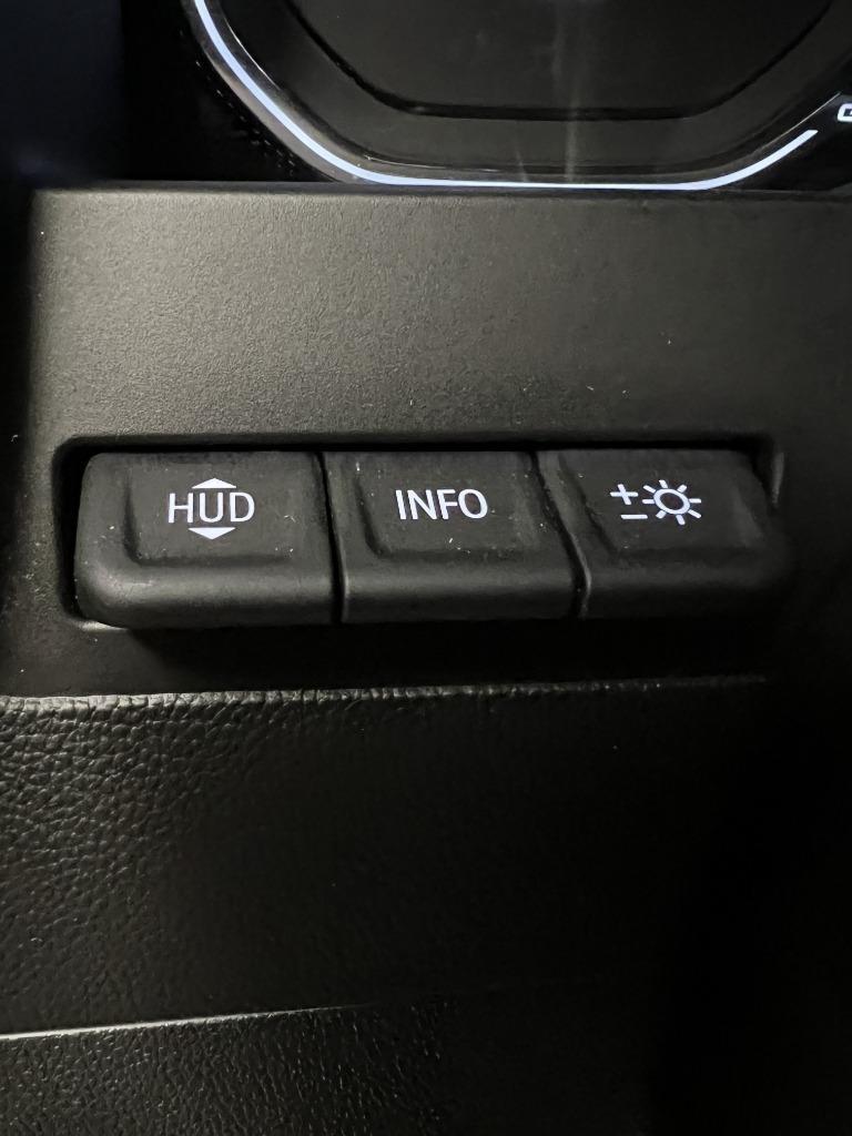 GMC Sierra 2500HD Denali Crew Cab 4WD SB 2022