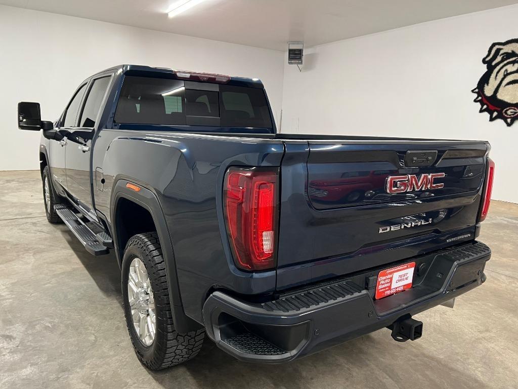 GMC Sierra 2500HD Denali Crew Cab 4WD SB 2022