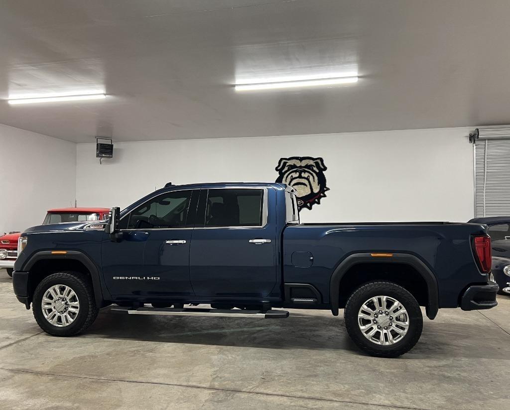 GMC Sierra 2500HD Denali Crew Cab 4WD SB 2022