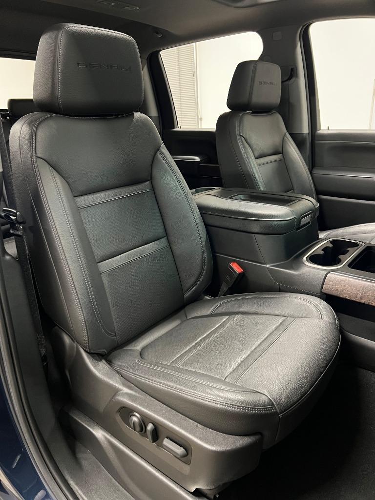 GMC Sierra 2500HD Denali Crew Cab 4WD SB 2022