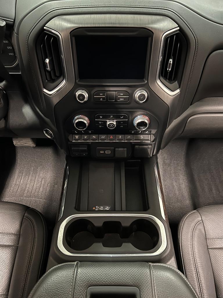 GMC Sierra 2500HD Denali Crew Cab 4WD SB 2022