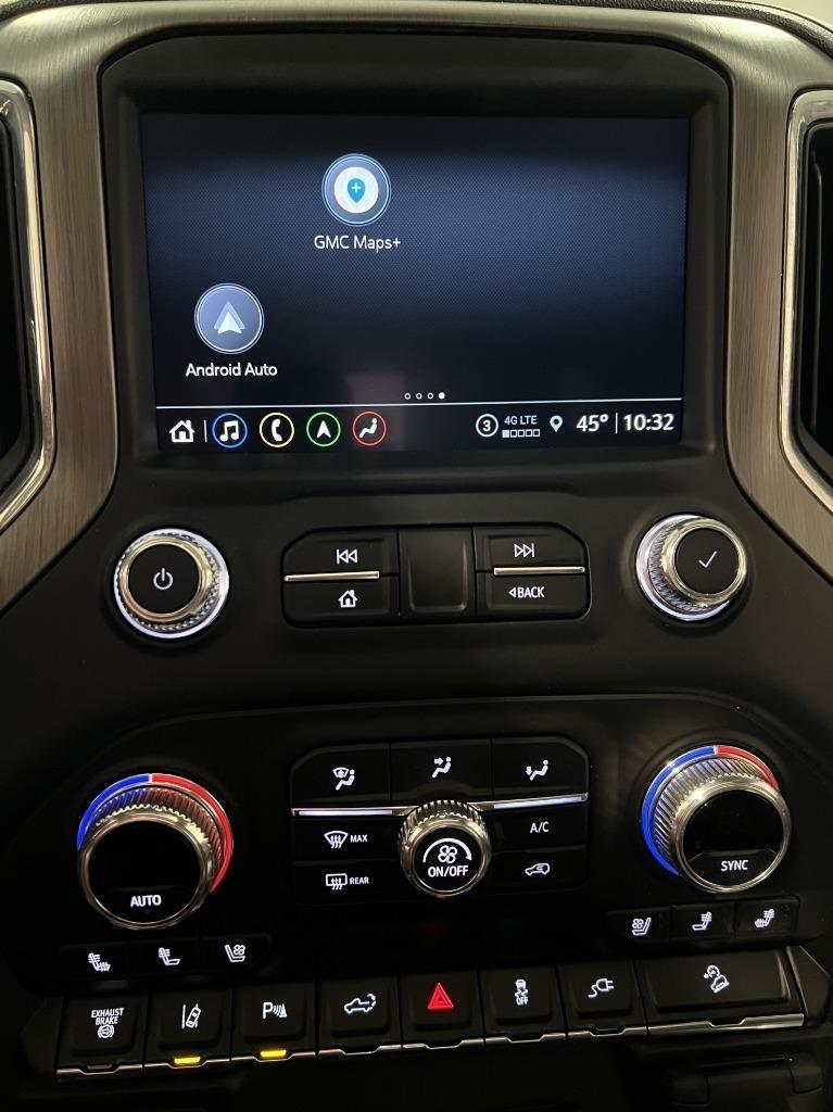 GMC Sierra 2500HD Denali Crew Cab 4WD SB 2022