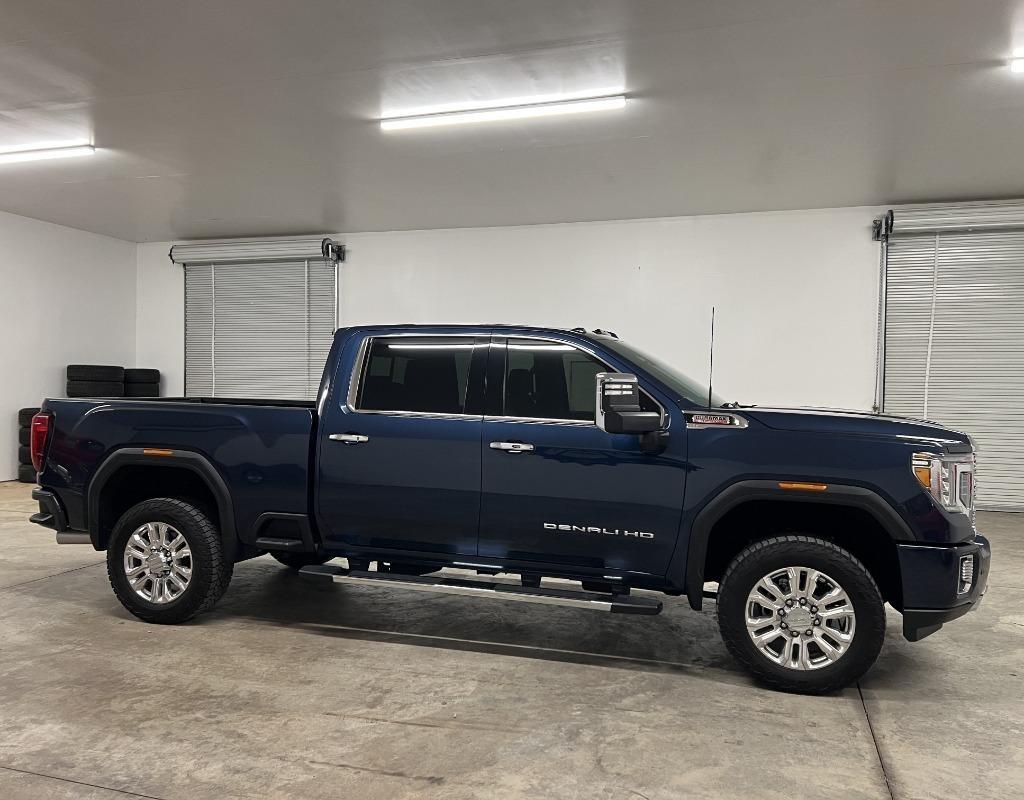 GMC Sierra 2500HD Denali Crew Cab 4WD SB 2022