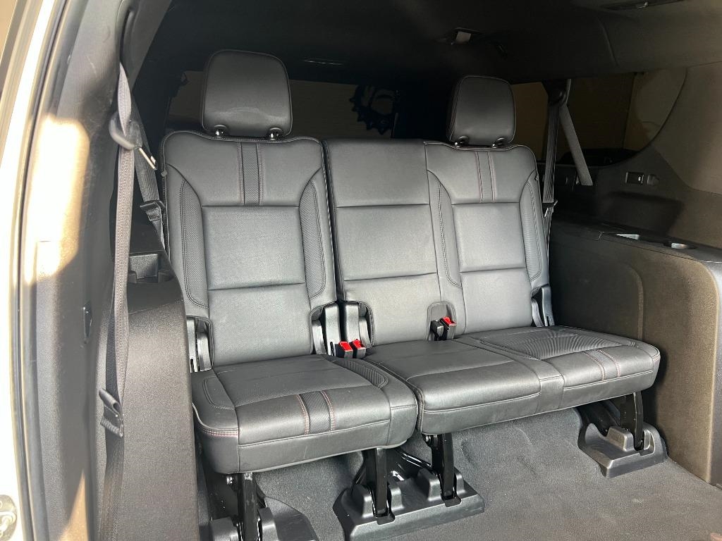 Chevrolet Suburban RST 2021