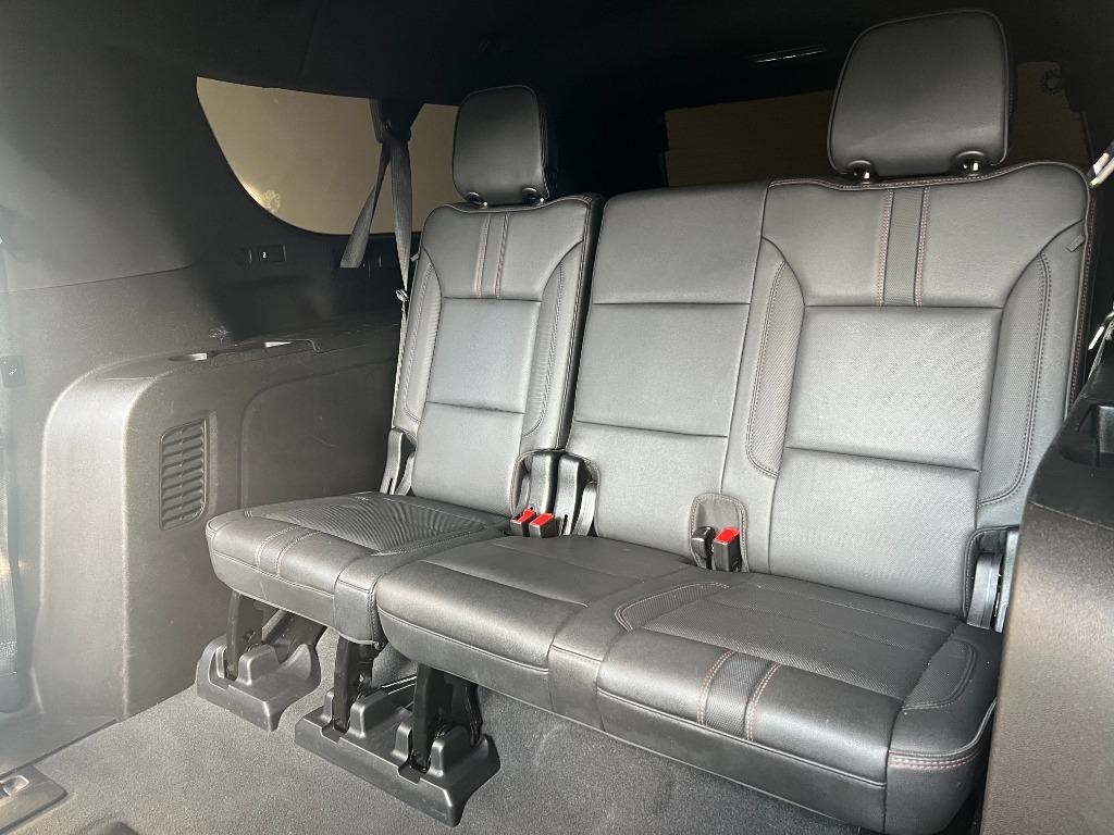 Chevrolet Suburban RST 2021