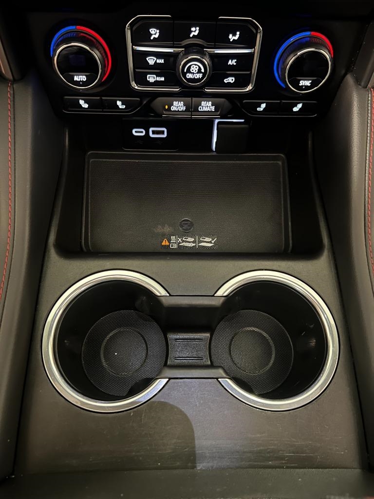 Chevrolet Suburban RST 2021