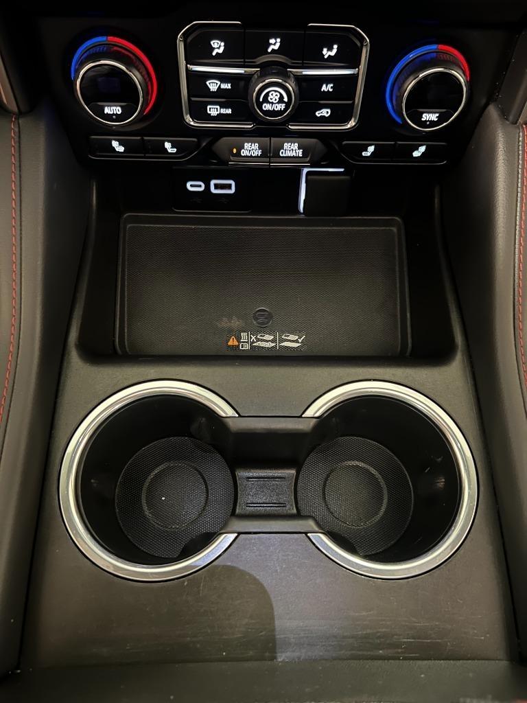 Chevrolet Suburban RST 2021