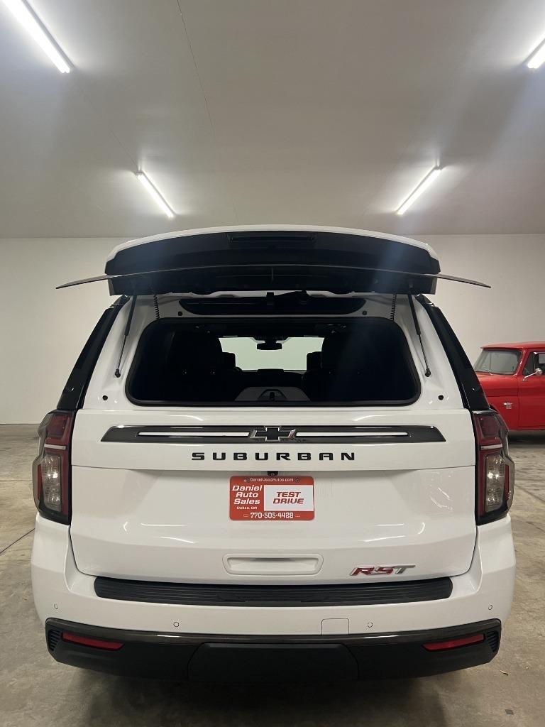 Chevrolet Suburban RST 2021