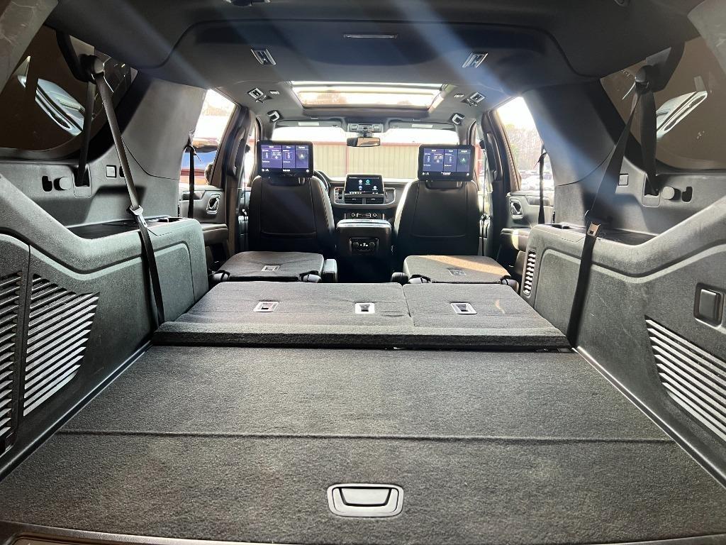 Chevrolet Suburban RST 2021