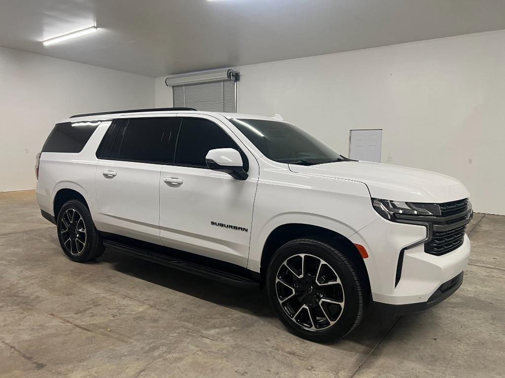 Chevrolet Suburban RST 2021