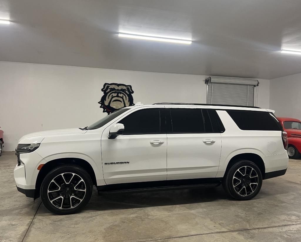 Chevrolet Suburban RST 2021