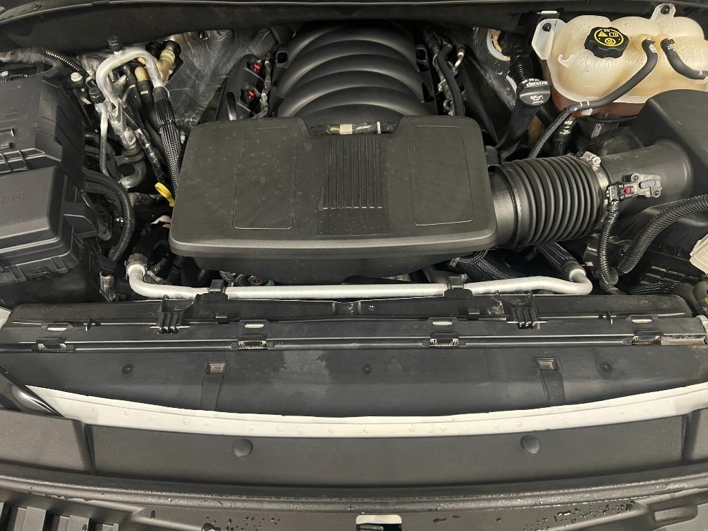 Chevrolet Suburban RST 2021