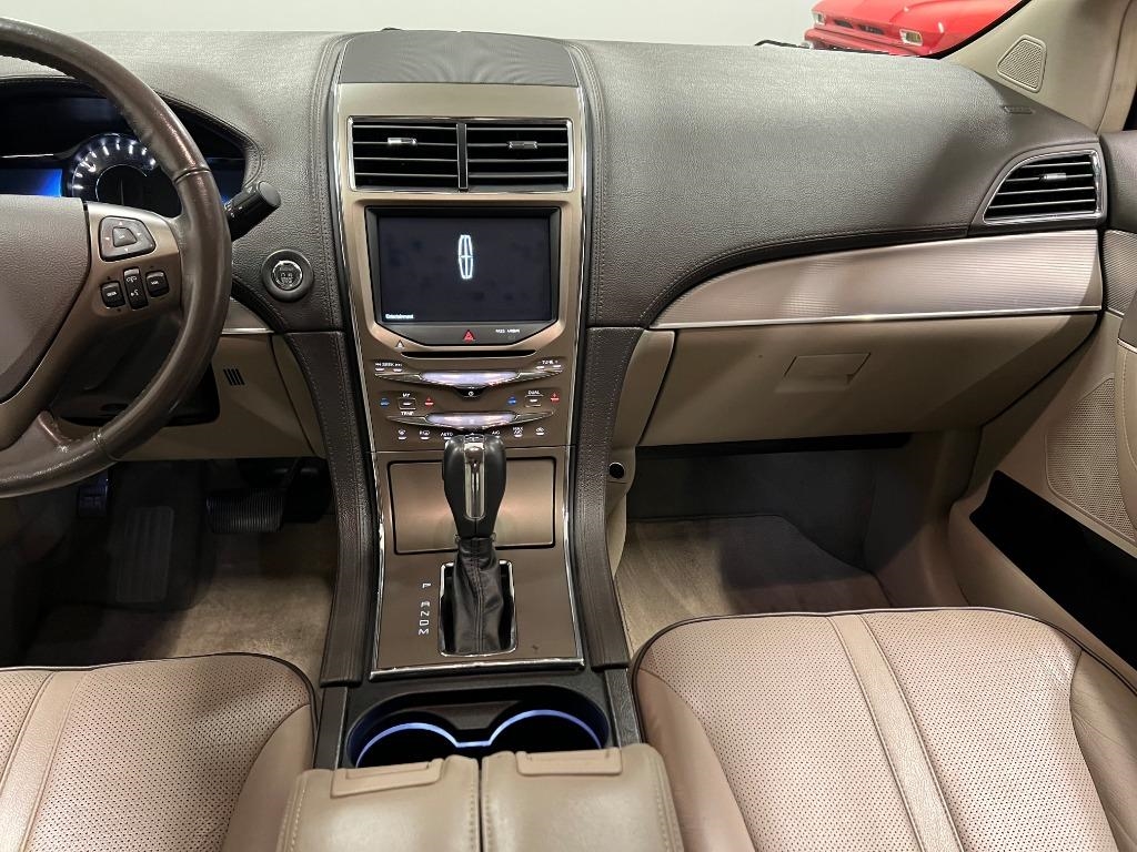 Lincoln MKX FWD 2011