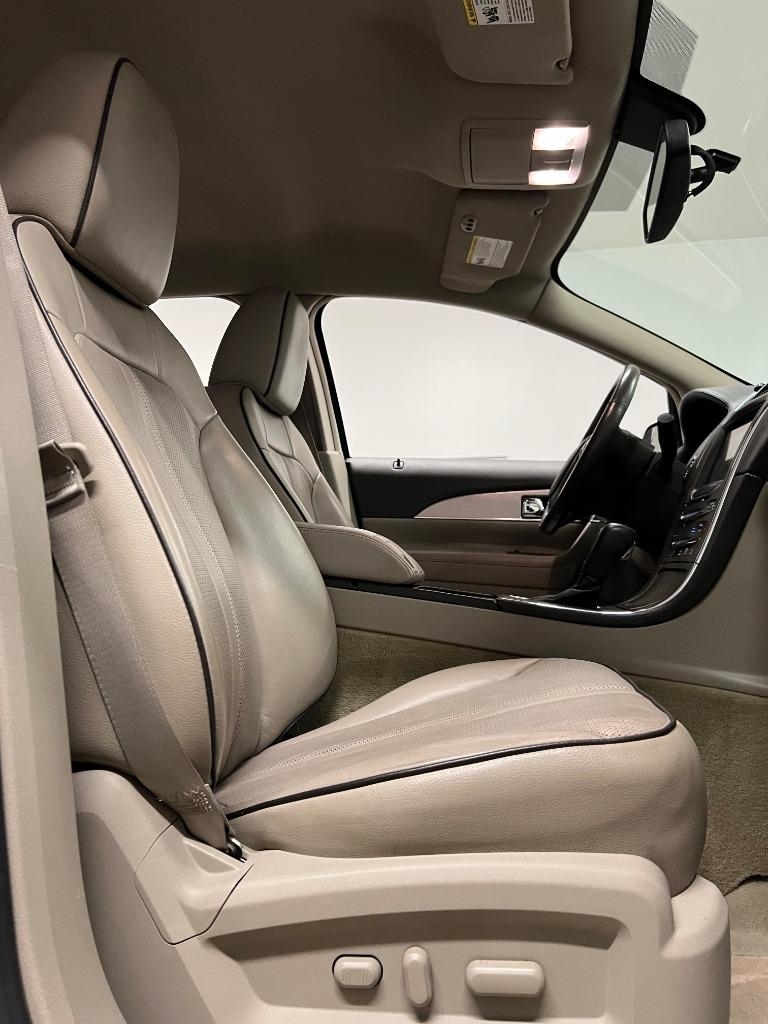 Lincoln MKX FWD 2011