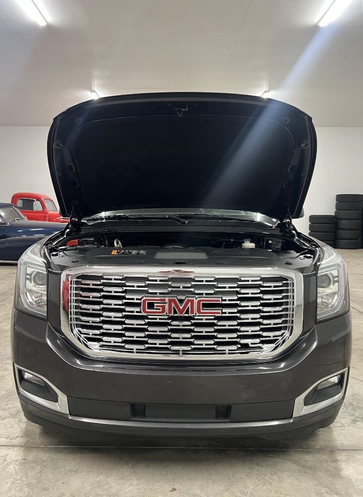 GMC Yukon XL Denali 4WD 2018
