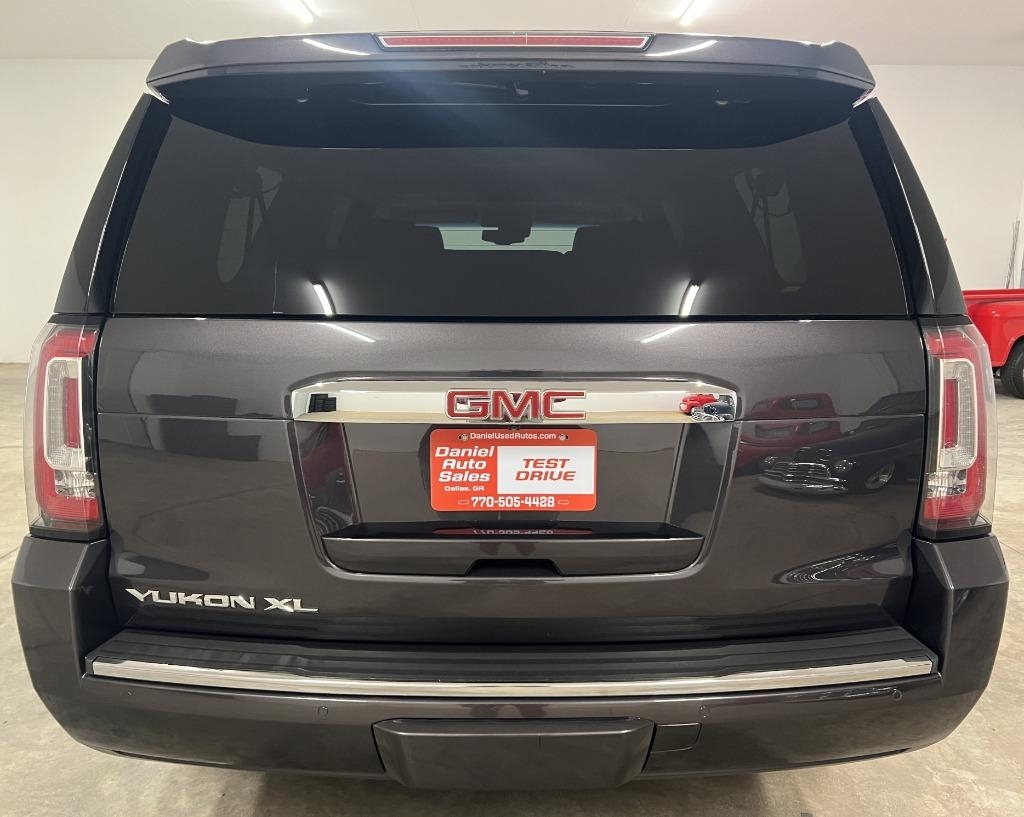 GMC Yukon XL Denali 4WD 2018
