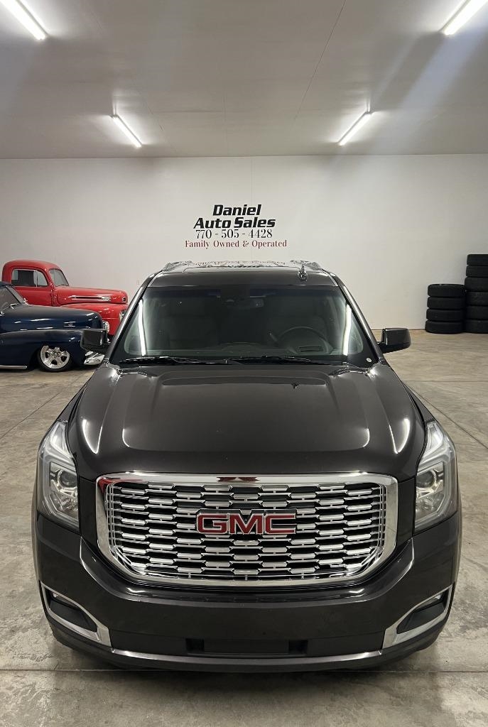 GMC Yukon XL Denali 4WD 2018