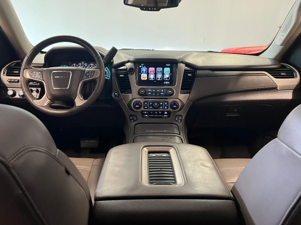 GMC Yukon XL Denali 4WD 2018