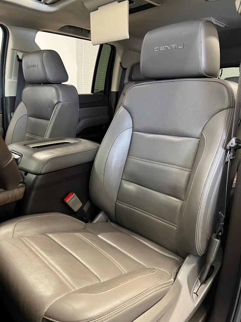 GMC Yukon XL Denali 4WD 2018