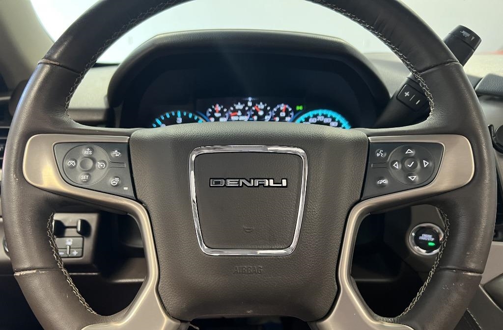 GMC Yukon XL Denali 4WD 2018