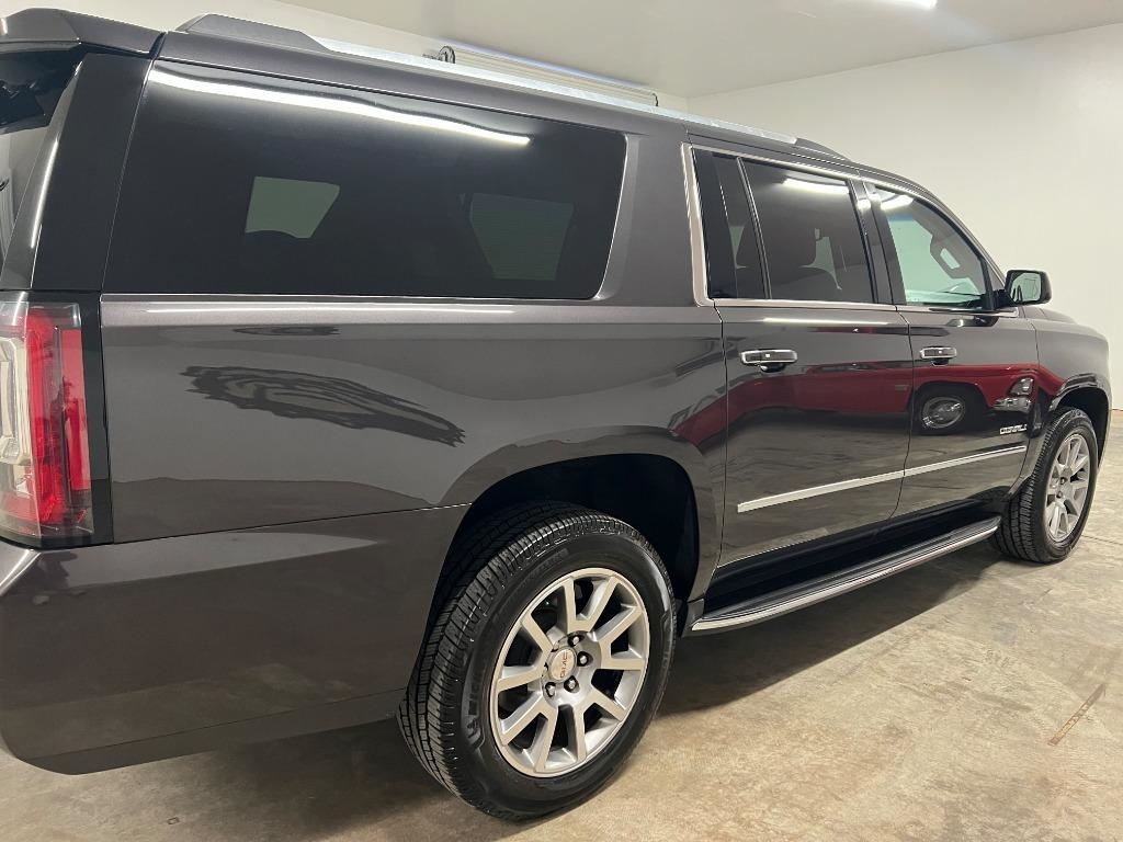 GMC Yukon XL Denali 4WD 2018
