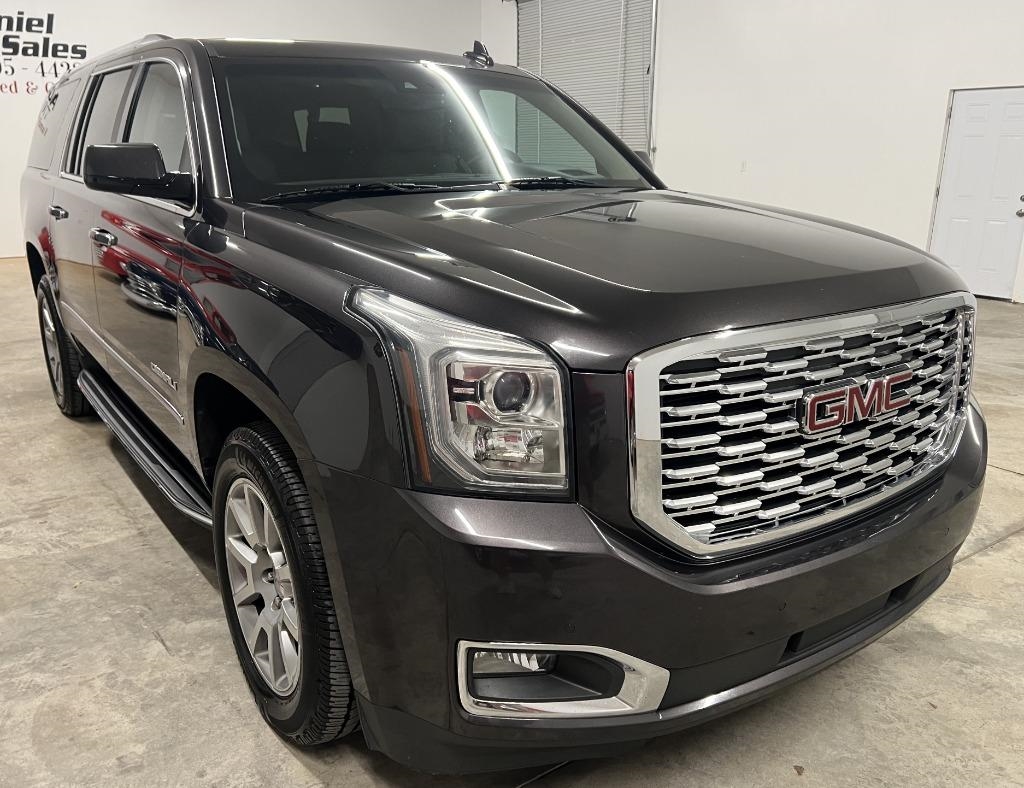 GMC Yukon XL Denali 4WD 2018