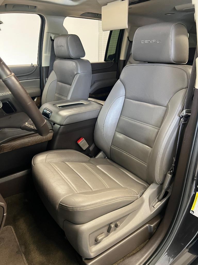 GMC Yukon XL Denali 4WD 2018