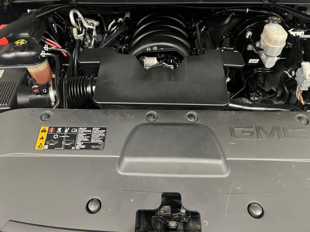 GMC Yukon XL Denali 4WD 2018