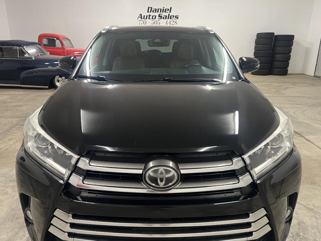 Toyota Highlander Limited FWD V6 2017