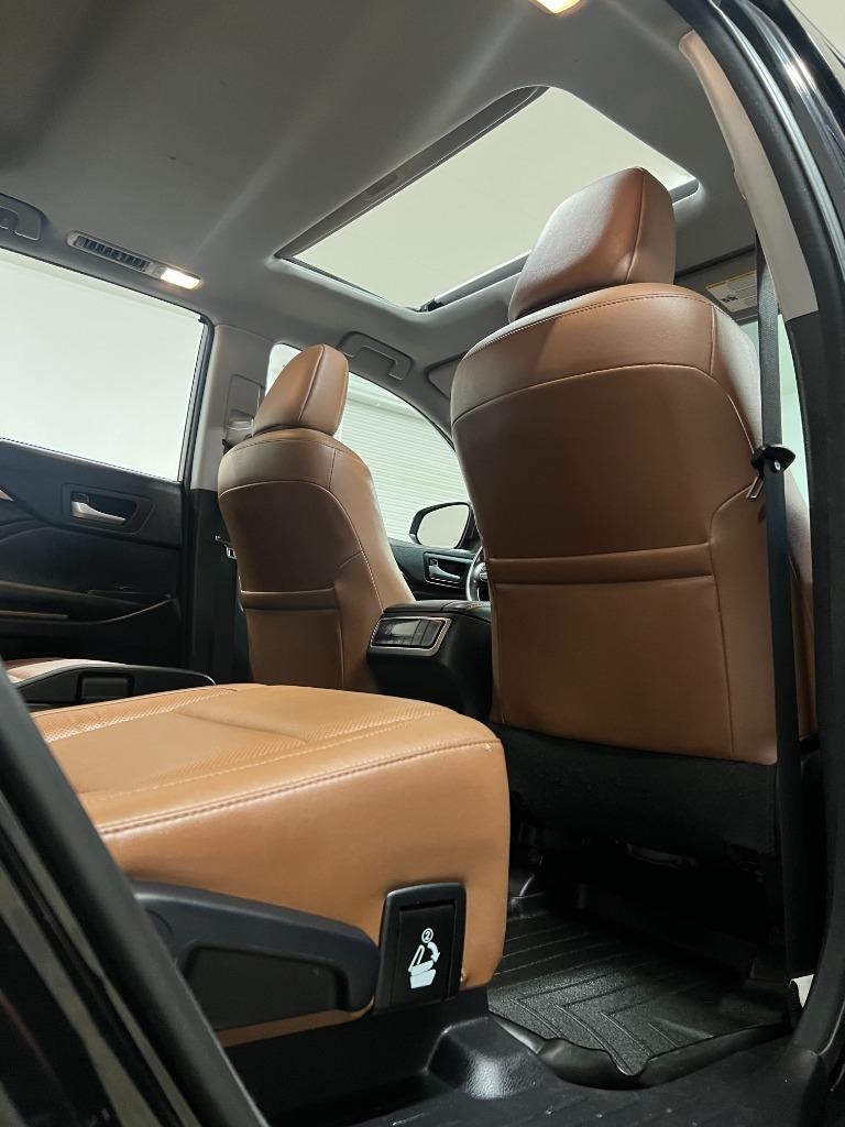 Toyota Highlander Limited FWD V6 2017