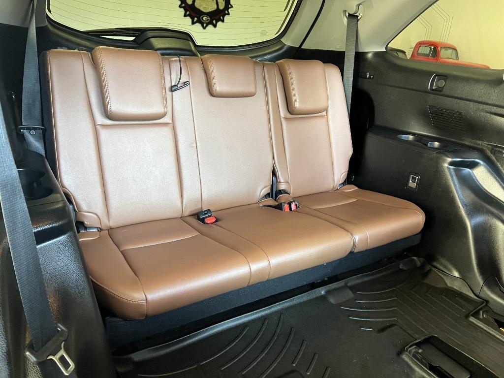 Toyota Highlander Limited FWD V6 2017