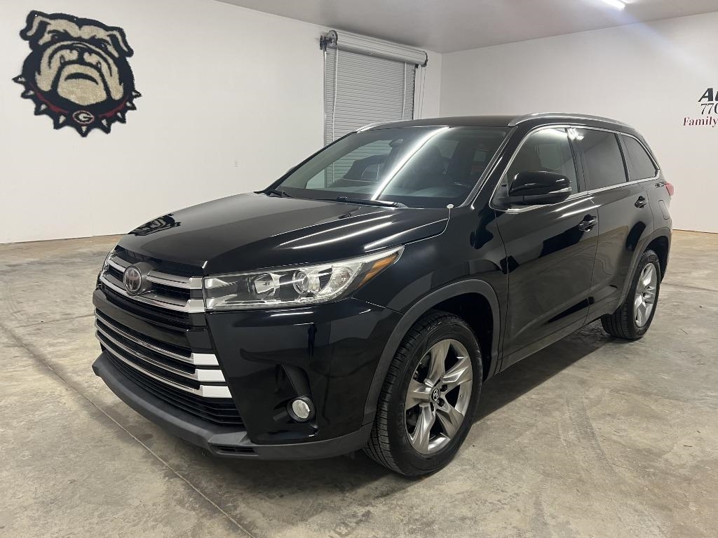 Toyota Highlander Limited FWD V6 2017