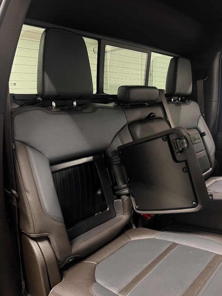 GMC Sierra 2500HD Denali Crew Cab 4WD SB 2023