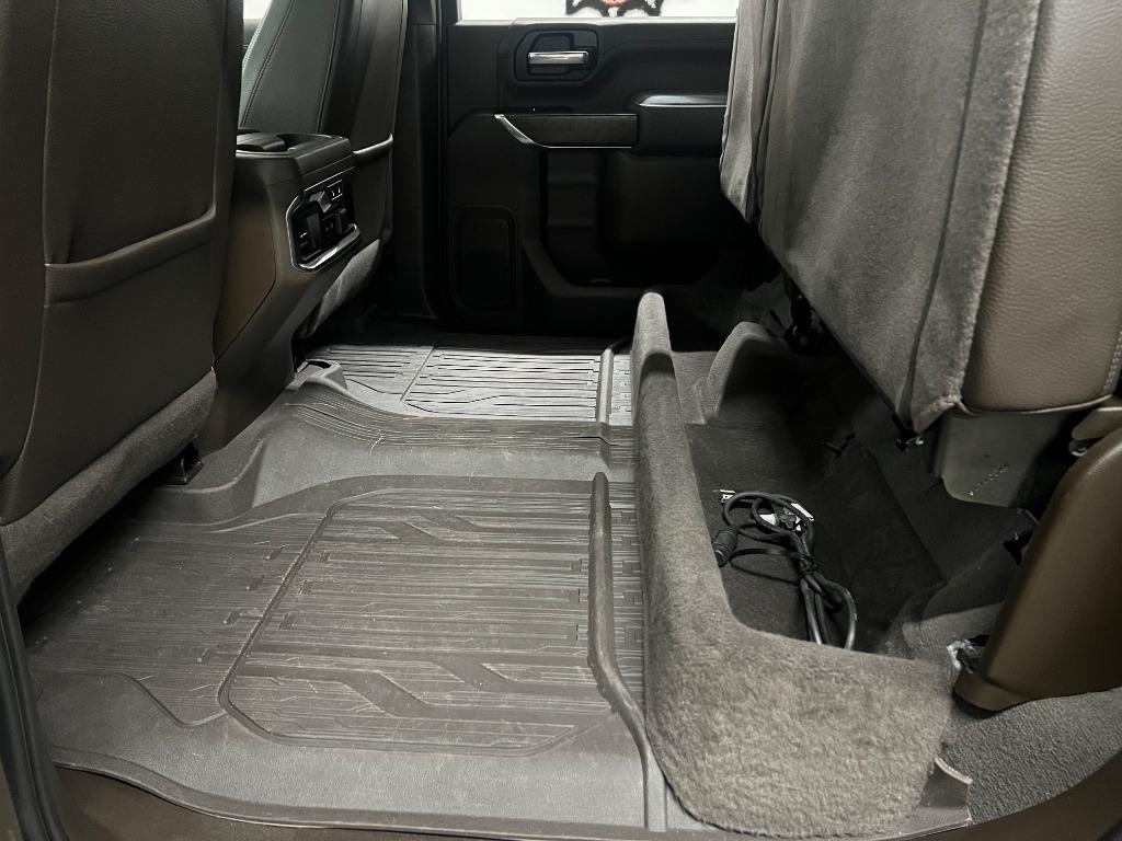 GMC Sierra 2500HD Denali Crew Cab 4WD SB 2023