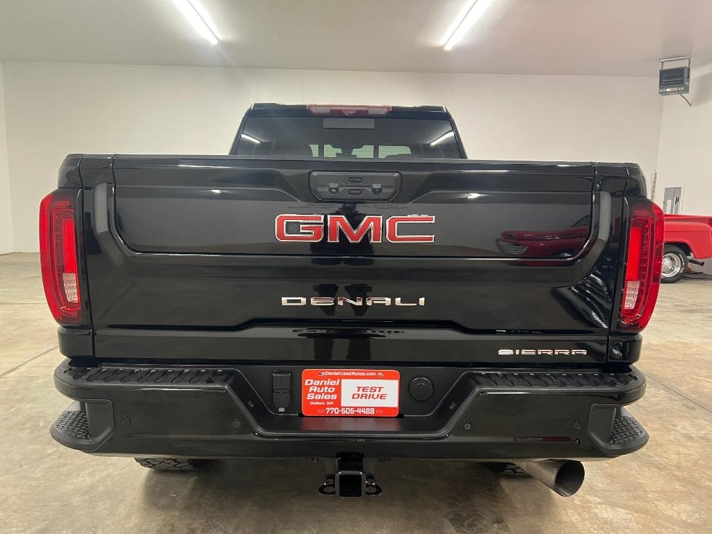 GMC Sierra 2500HD Denali Crew Cab 4WD SB 2023