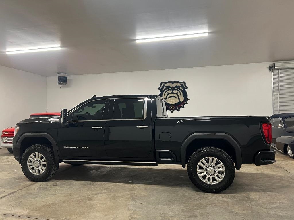 GMC Sierra 2500HD Denali Crew Cab 4WD SB 2023